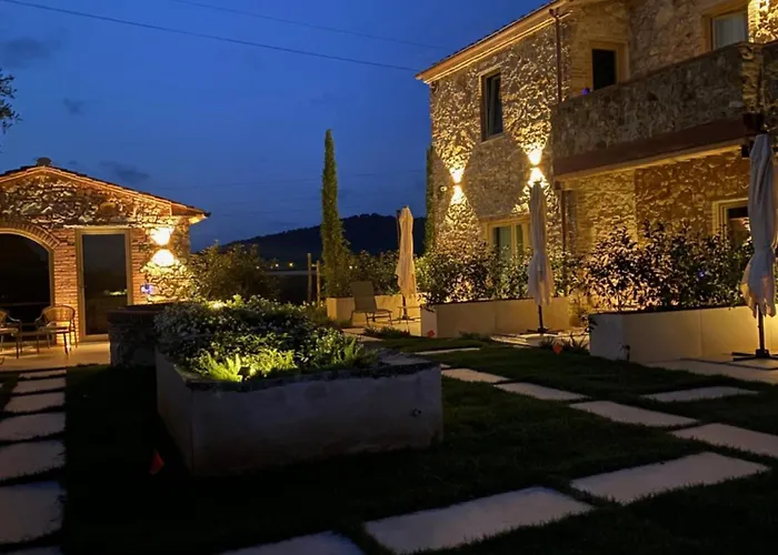 Podere Pietravento كامبيليا ماريتيما