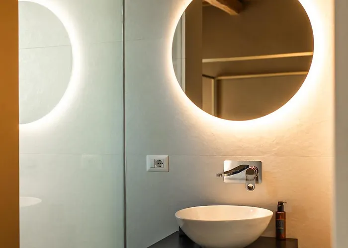 Podere Pietravento * كامبيليا ماريتيما